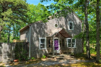 3BD Oceanside Saltbox--A/C, Deck, Outdoor Shower, Wooded Lot Abutting National Seashore Land