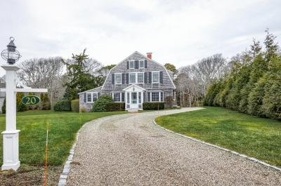 Beautiful 4 bedroom 3.5 bath Hyannis Port home with pool, hot tub and 2 bedroom 1.5 bath pool house. 