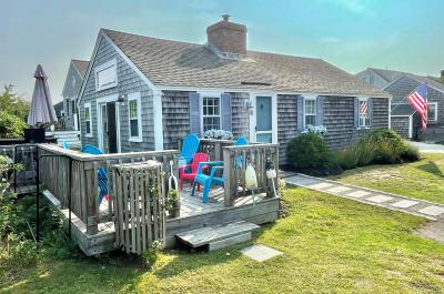 Three Bedroom -- Sandy Private Ocean Beach Just 500 ft. Away