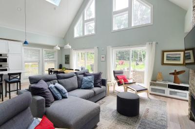 Roomy 3BD+ Home--Central A/C, Deck, Fire Pit, Fenced-in Yard & Outdoor Shower