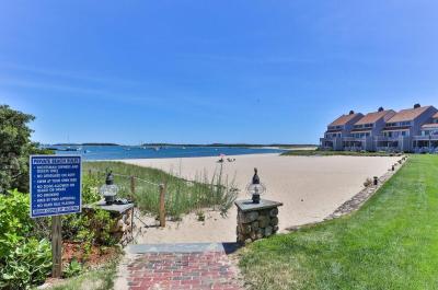 Yachtsman Condos.-Poolside and Beach View. 3BD, A/C, Private Decks, Association Beach & Pool-Unit 150