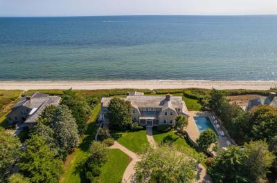 Waterfront Estate in Prestigious Osterville-Private Beach, Pool & Hot Tub -Central AC-Sleeps 15